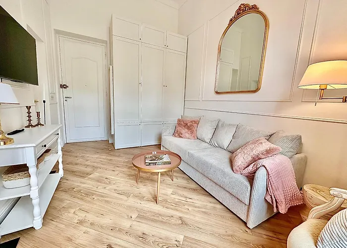 Winter Palace - Parking - Centre - Calme Apartman *